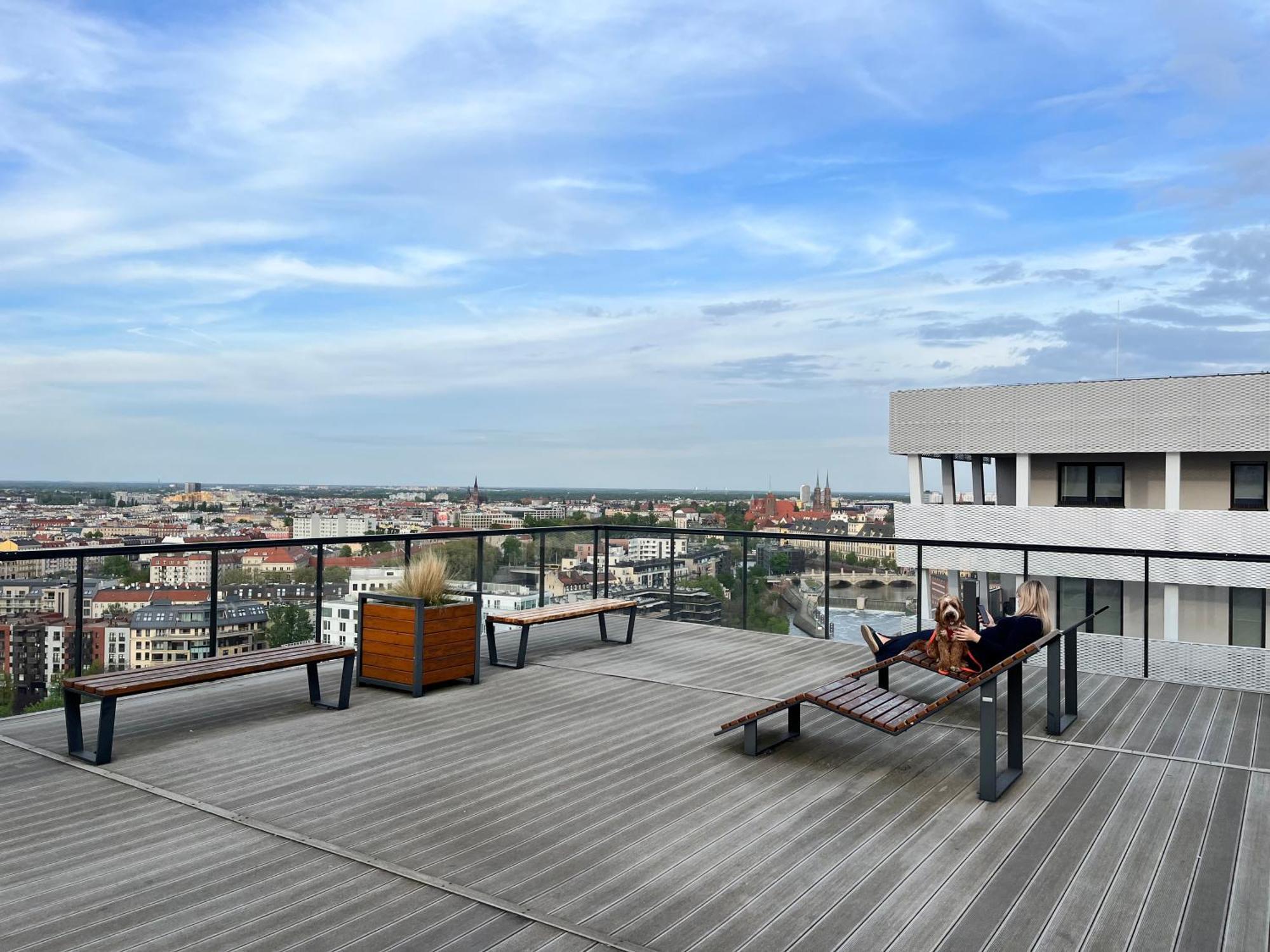 Family House By The River Odra -Panoramic Terrace - 3Room Apartment With 2 Separate Bedrooms And 2 Balconies By Wroapart-Pl- Perfect For Family & Business Stays Breslávia Exterior foto