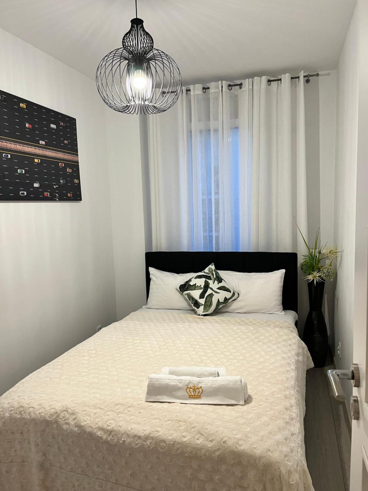 Family House By The River Odra -Panoramic Terrace - 3Room Apartment With 2 Separate Bedrooms And 2 Balconies By Wroapart-Pl- Perfect For Family & Business Stays Breslávia Exterior foto