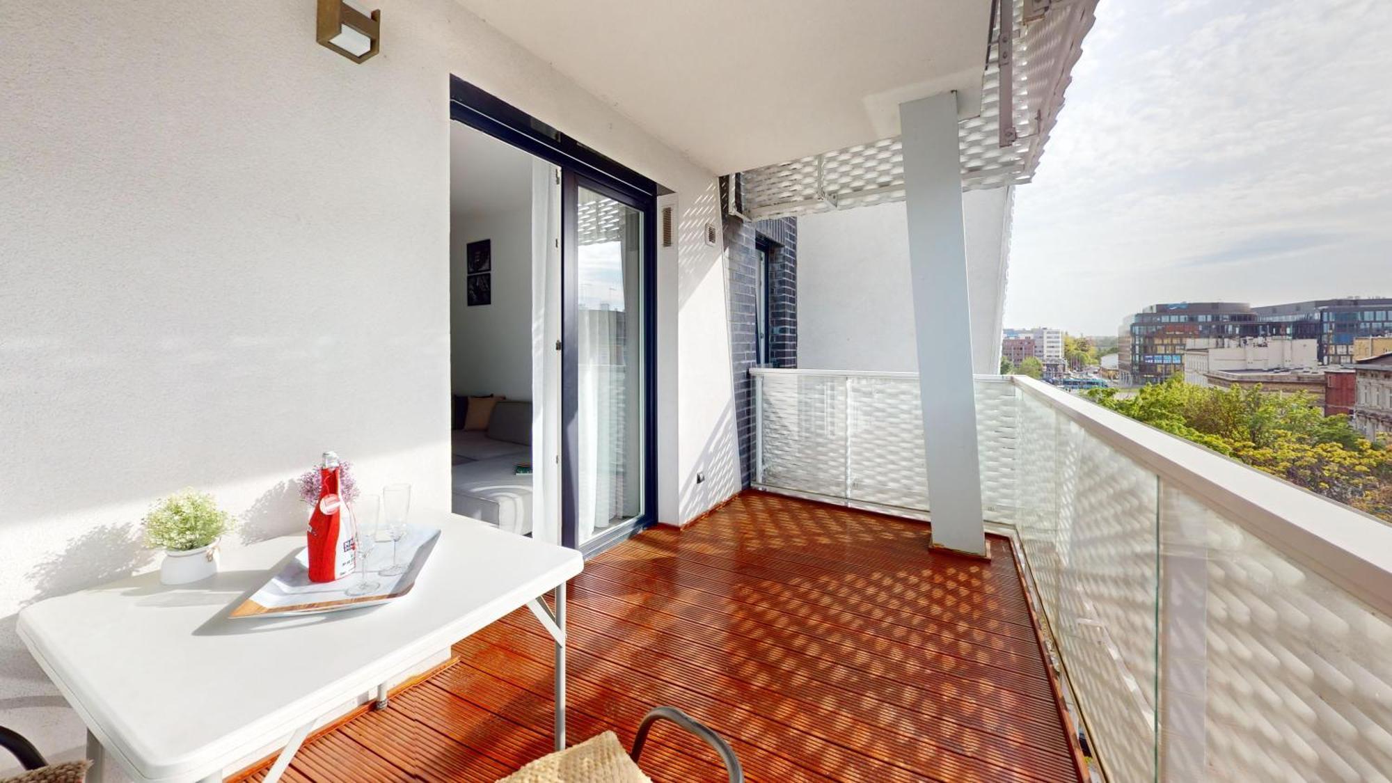 Family House By The River Odra -Panoramic Terrace - 3Room Apartment With 2 Separate Bedrooms And 2 Balconies By Wroapart-Pl- Perfect For Family & Business Stays Breslávia Exterior foto