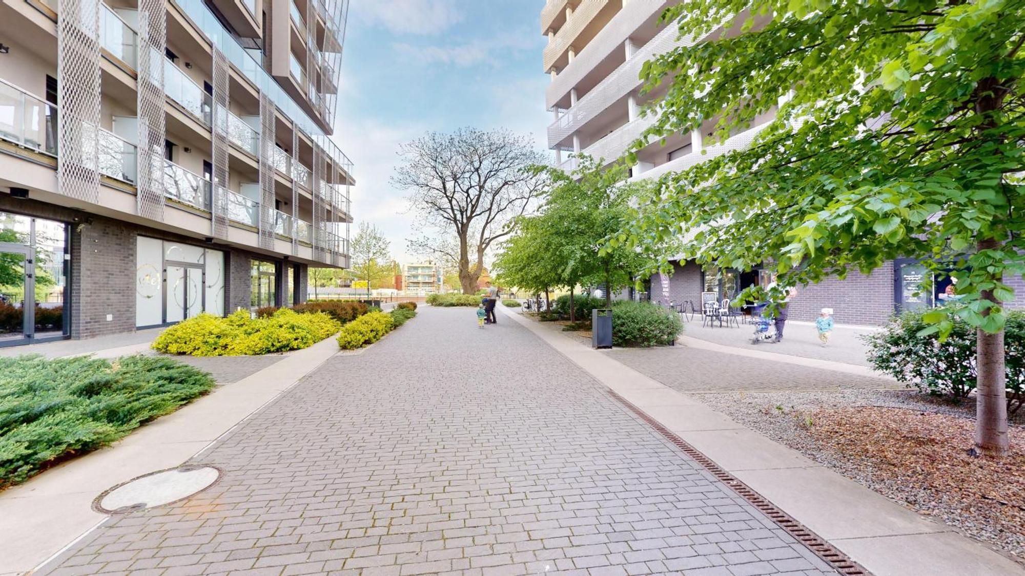 Family House By The River Odra -Panoramic Terrace - 3Room Apartment With 2 Separate Bedrooms And 2 Balconies By Wroapart-Pl- Perfect For Family & Business Stays Breslávia Exterior foto